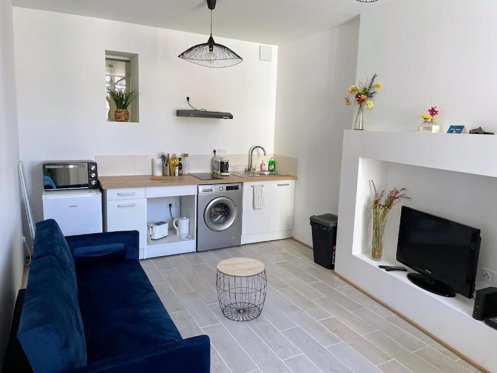Appartamento Le Cosy - T2 Avec Petite Cour Dans Centre Historique De Nérac Esterno foto